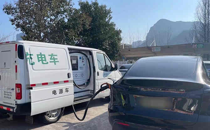 邹城汽车搭电