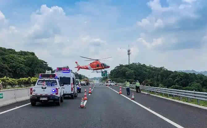 邹城高速公路汽车救援案例